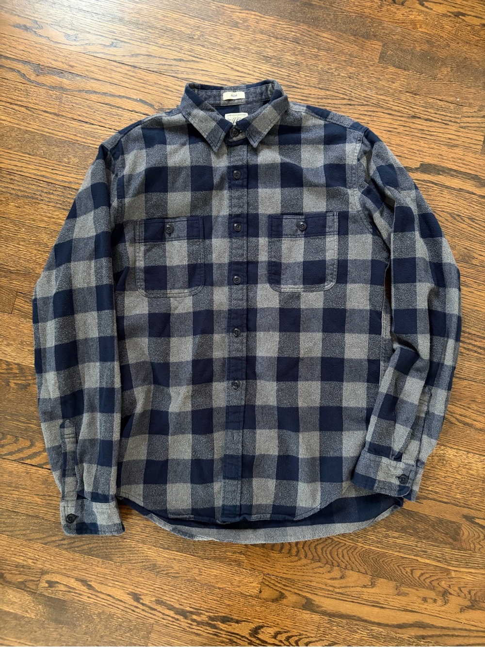 Men's J Crew Medium Slim Navy and Gray Plaid Button-Up Shirt